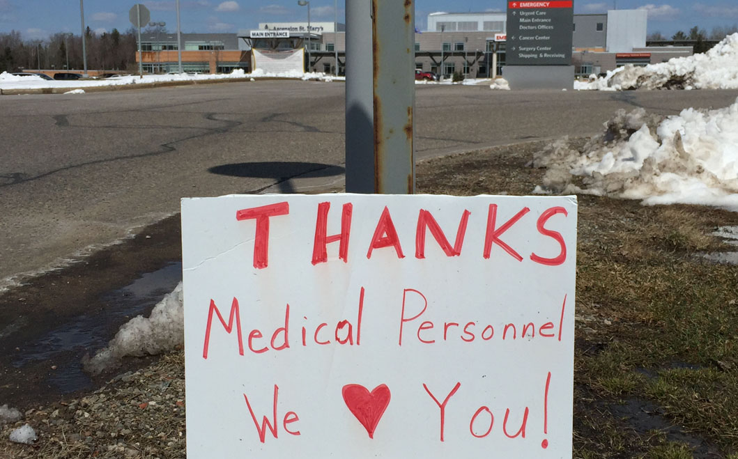 A hand-made thank you card greets health care workers at the hospital.